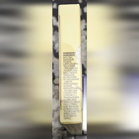 Wildflower Wishes Eyeshadow Palette - 14 Eyeshadows (All Seasons) - Picture 4 of 5